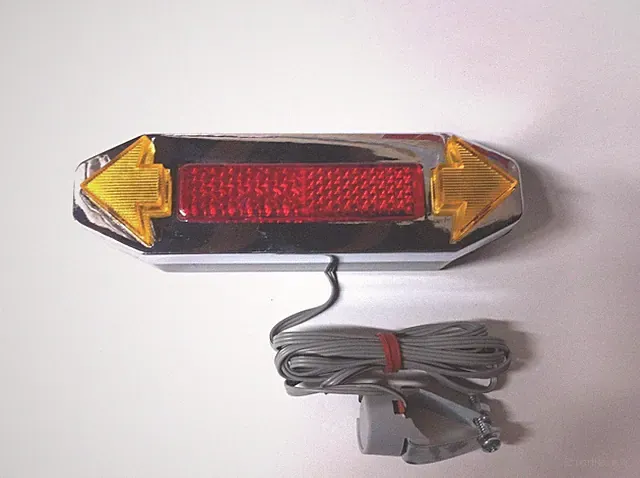 NEW BICYCLE DIRECTIONAL TURNING SIGNAL LIGHT RED BEACH CRUISER LOWRIDER CYCLING
